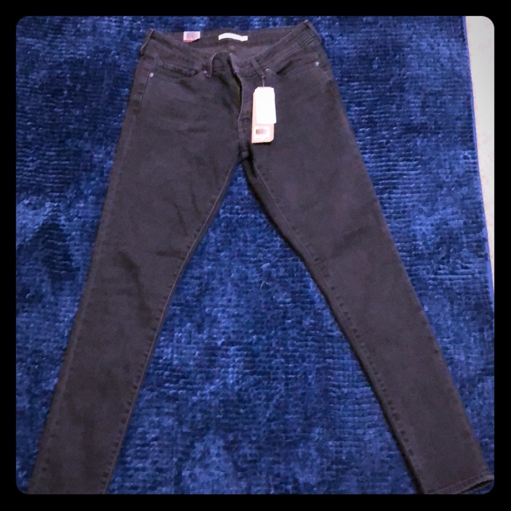 711 skinny LEVI JEANS!